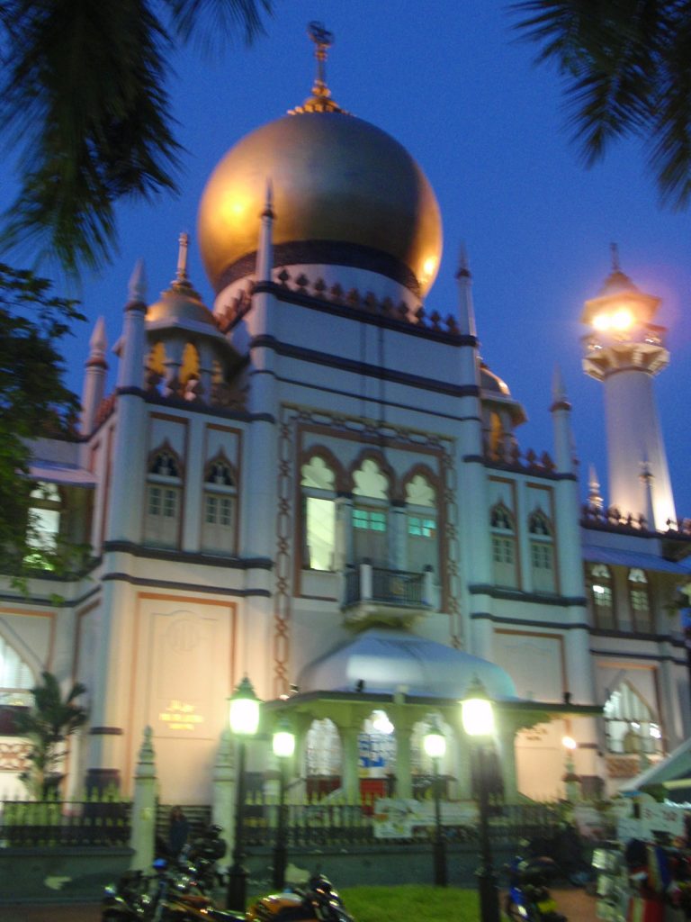 Mosque in Singapore. Leaving for my second solo adventure