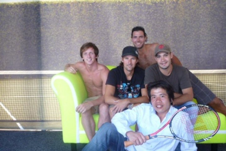David Simpson and the gang at the Australian Open Final. Sneaking into the Australian Open Final