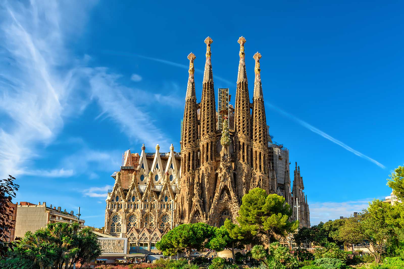 La Sagrada Familia cathedral in Barcelona. 10 things you must do in Barcelona