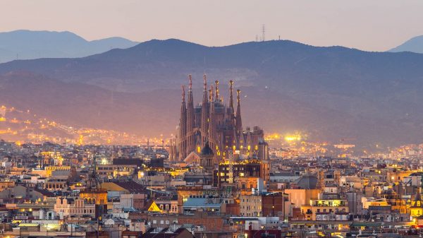 10THINGS YOU MUST DO IN BARCELONA 8