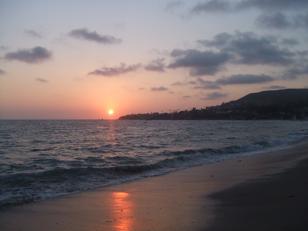 Laguna beach sunset in California. California roadtrip