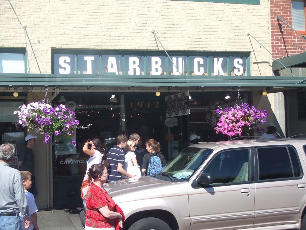 Starbucks in Seattle. Crossing into Seattle