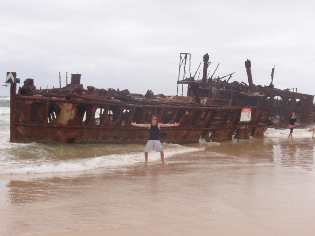 David Simpson and a shipwreck in Fraser Island. Dingos on Fraser Island