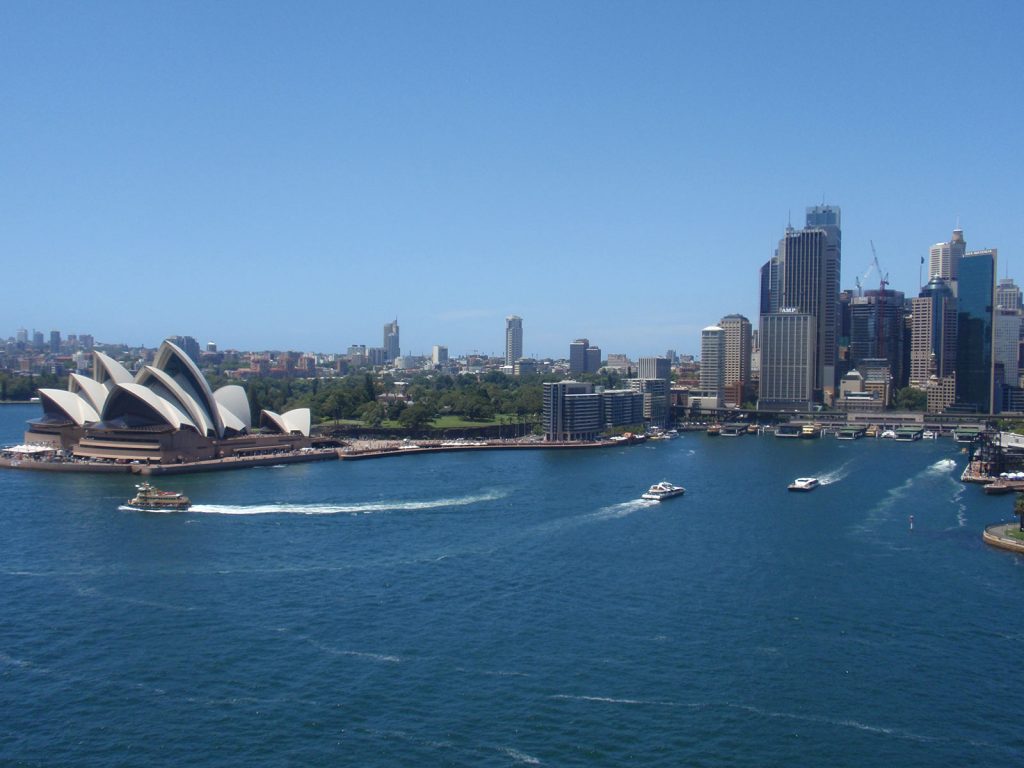 Sydney Harbor. Walking Sydney Bridge & The Blue Mountains