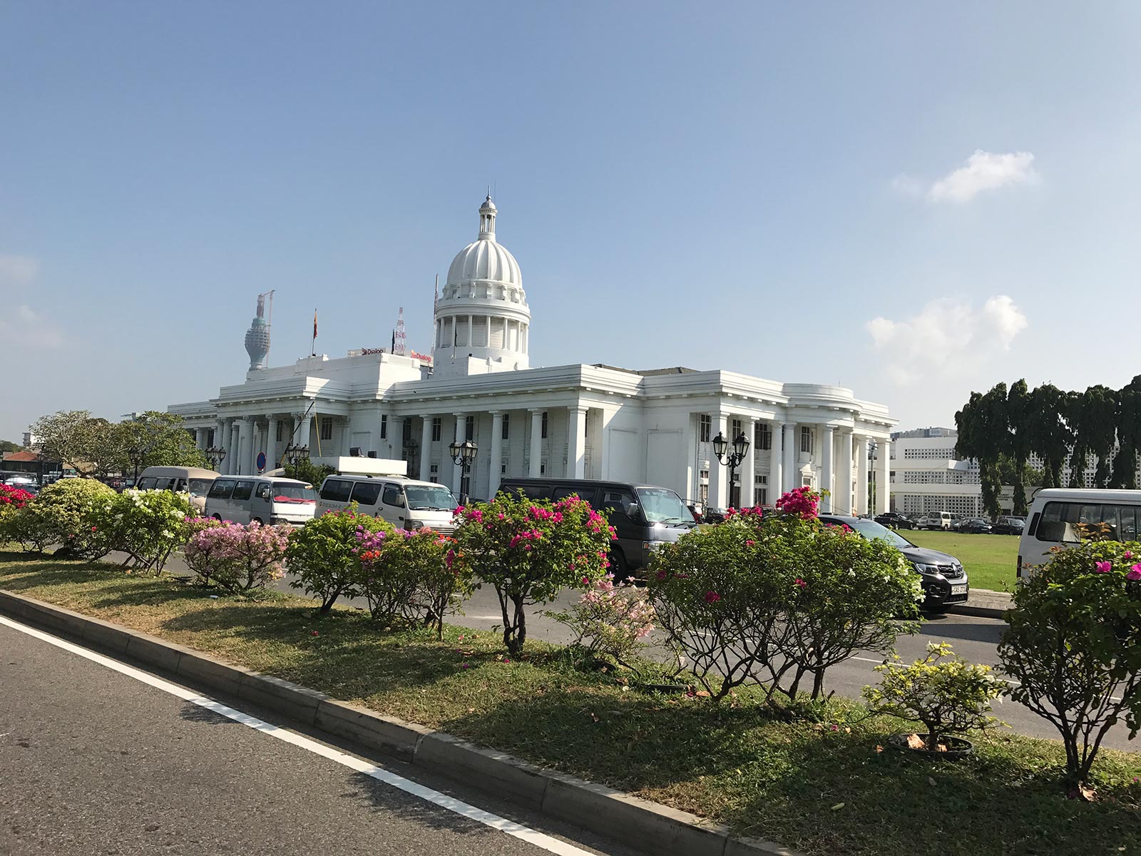 Government building in Colombo, Sri Lanka. A smart deaf & dumb scam in Colombo