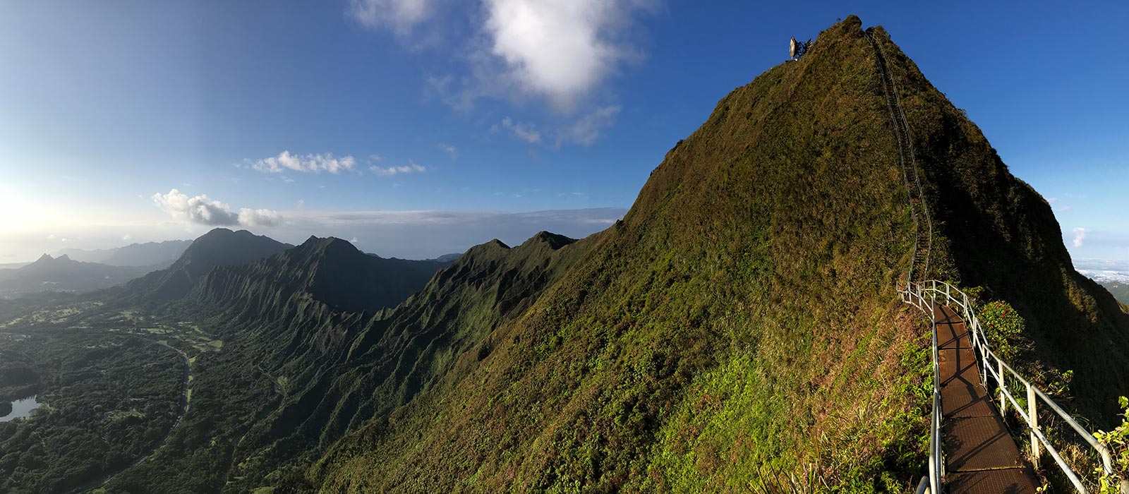 The top of Stairway to Heaven in Oahu, Hawaii. Climbing the stairway to heaven, Hawaii & full guide