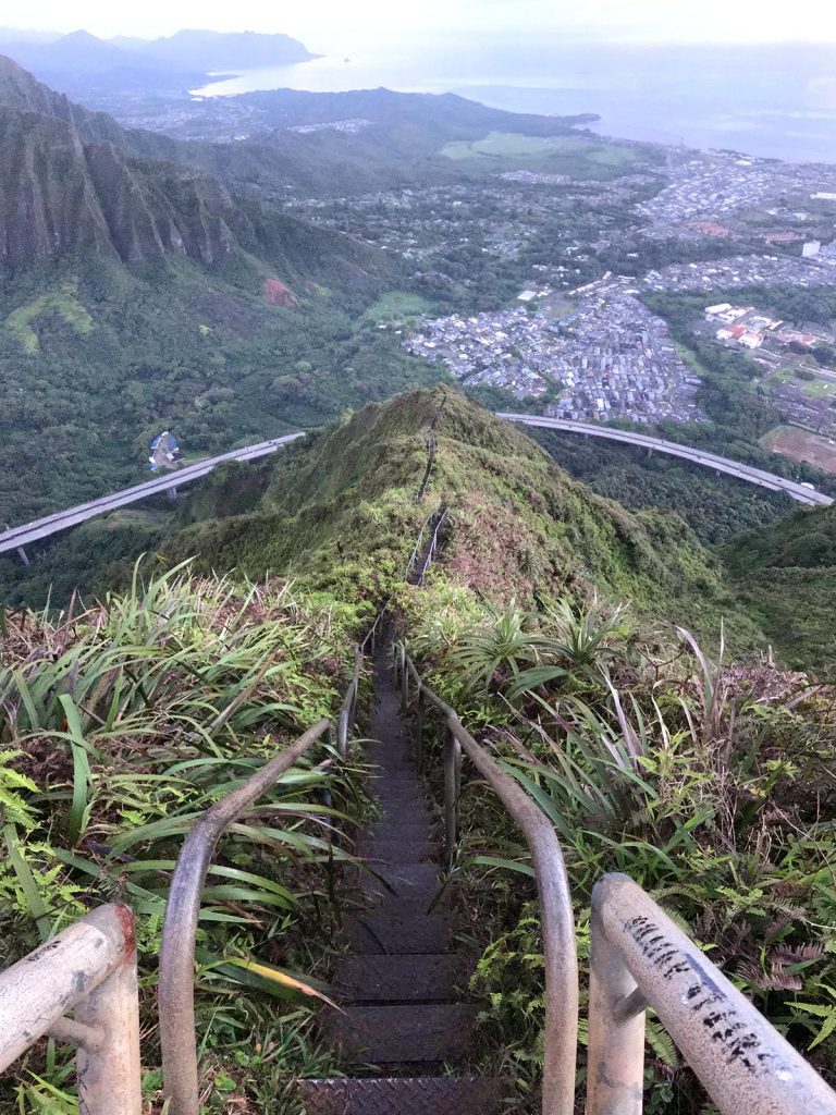 Looking down Stairway to Heaven in Oahu, Hawaii. Climbing the stairway to heaven, Hawaii & full guide