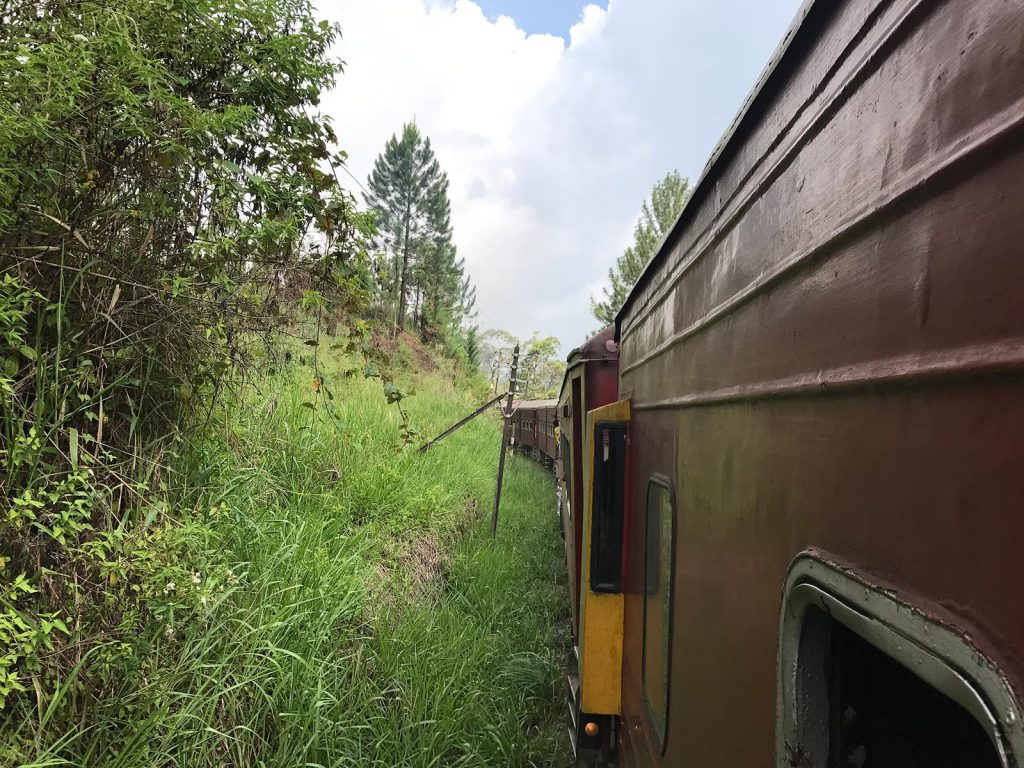 Train ride in Sri Lanka. The train ride of a lifetime pt1 Adam's peak