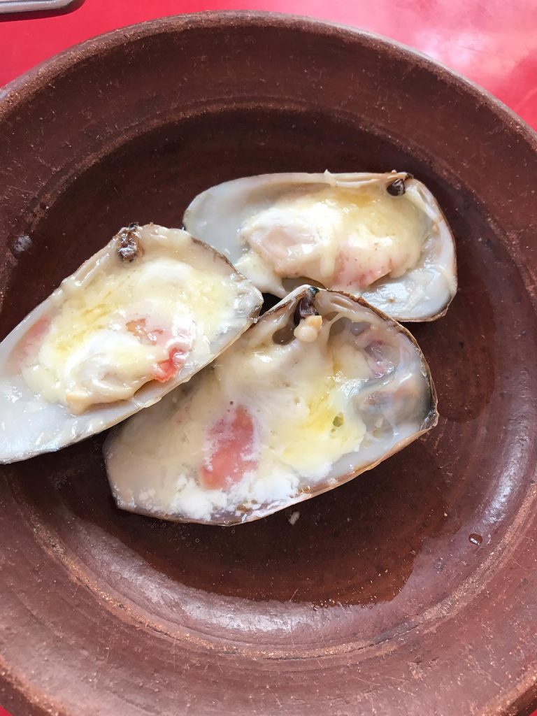 Buttered clams in Valparaiso, Chile. Valparaiso & The Cruise to the end of the World pt3