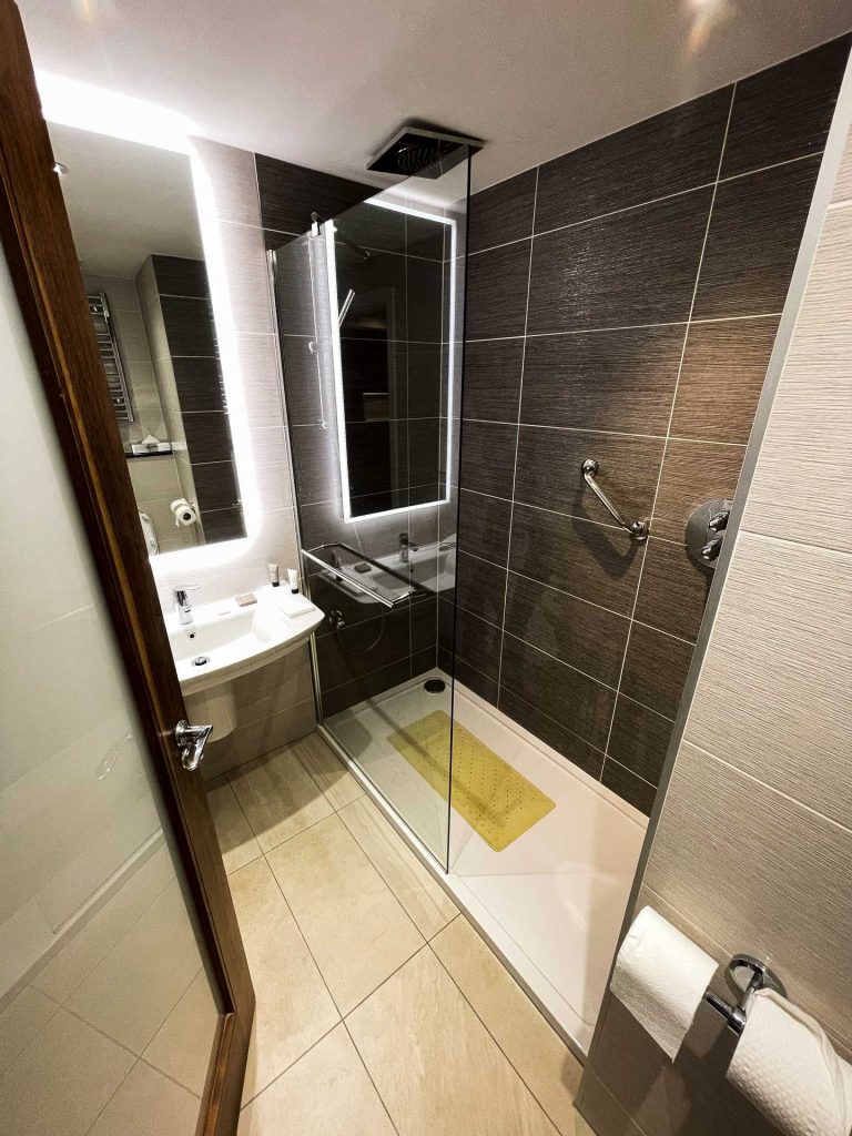 Hotel bathroom accomodation in Terceira Island, The Azores. Azores diary preview, day 1