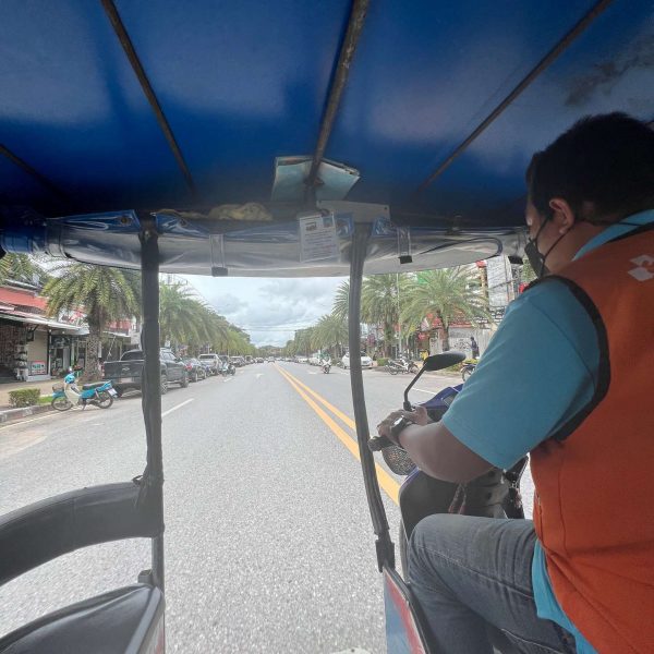 Tuk Tuk driver in Ao Nang, Thailand. Railay Viewpoint, Tiger Temple & the best Tom Yum in Thailand