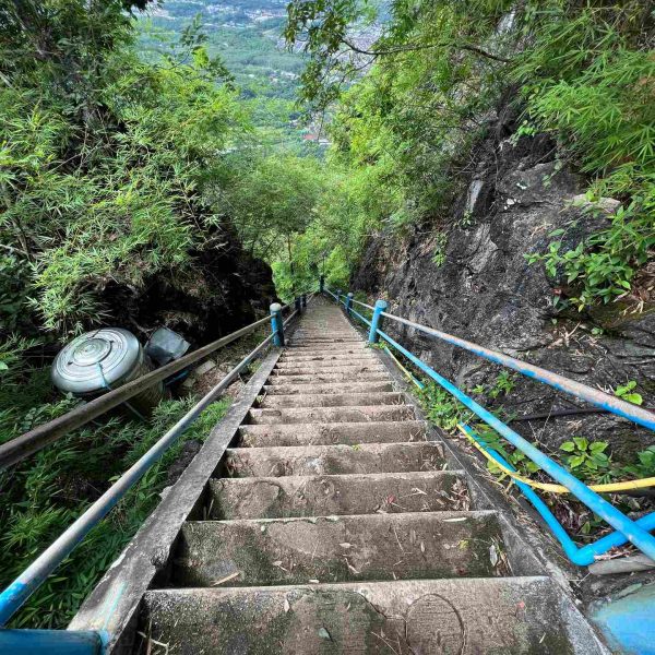 Stairs in Tiger Temple, Thailand. Railay Viewpoint, Tiger Temple & the best Tom Yum in Thailand