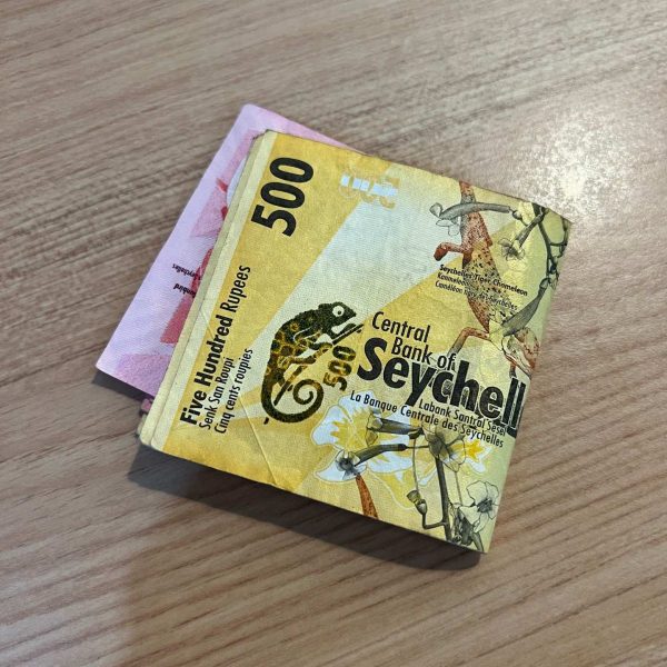 Currency in Seychelles. Seychelles, Vallée De Mai and Anse Lazio