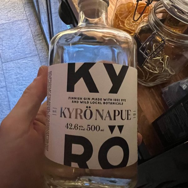 Bottle of Kyro gin in Ruka, Finland. Reindeer yoga, vengeance & NYE