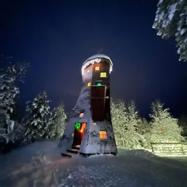 House that looks like a tower at night in Ivalo, Finland. The truth about Kakslauttanen Arctic resort