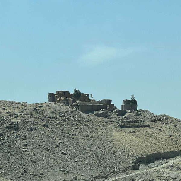 Castle ruins in Jalalabad, Afghanistan. Worst food poisoning, Jalalabad