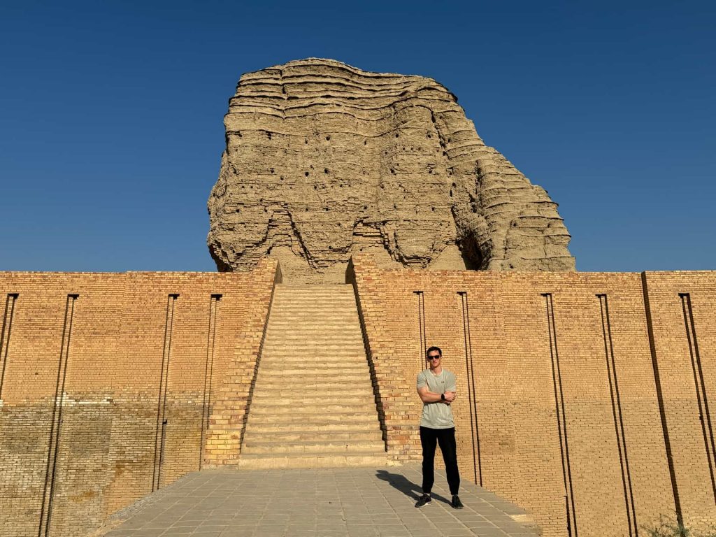 David Simpson and Ziggurat of Dur in Iraq. A tour around Baghdad & the Al Anbar