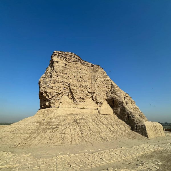 Ziggurat of Ur in Iraq. A tour around Baghdad & the Al Anbar